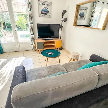 Apartment Ac - Car Parking - Garden - Near Ramparts Avignon