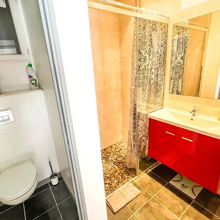 Ac - Car Parking - Garden - Near Ramparts Apartment Avignon