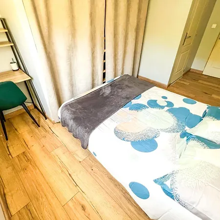 Ac - Car Parking - Garden - Near Ramparts Apartment *